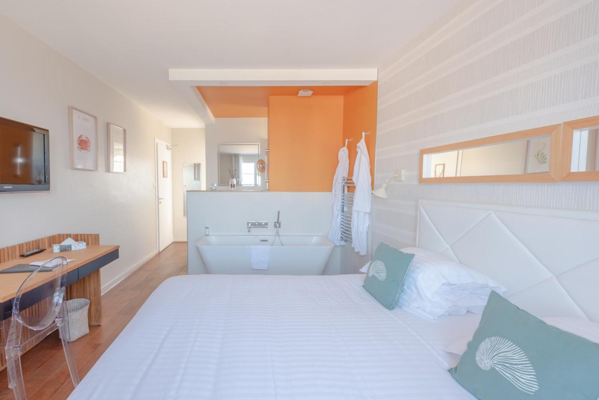 Hotel La Baie Des Anges Spa Marin Лендеда Экстерьер фото